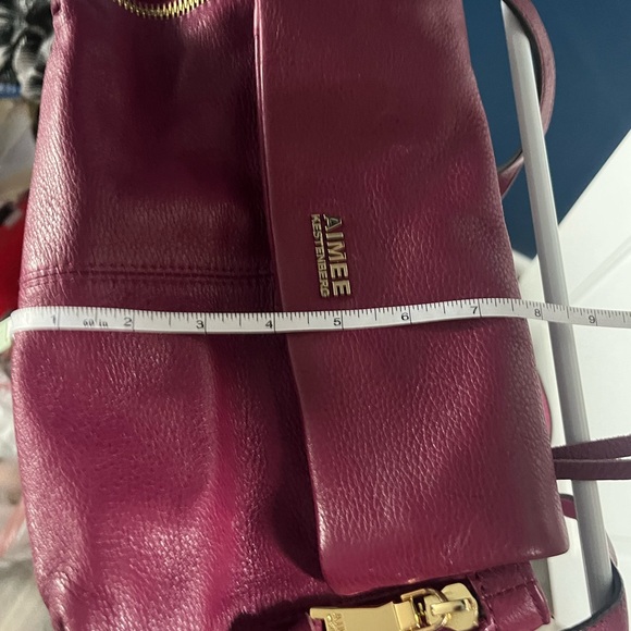 Beautiful Leather Crossbody Bag - Picture 5 of 6